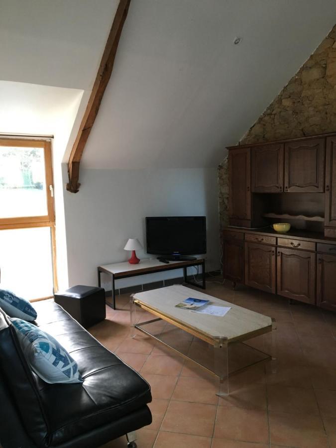 Domaine Du Lesty Bed & Breakfast Ambon Dış mekan fotoğraf