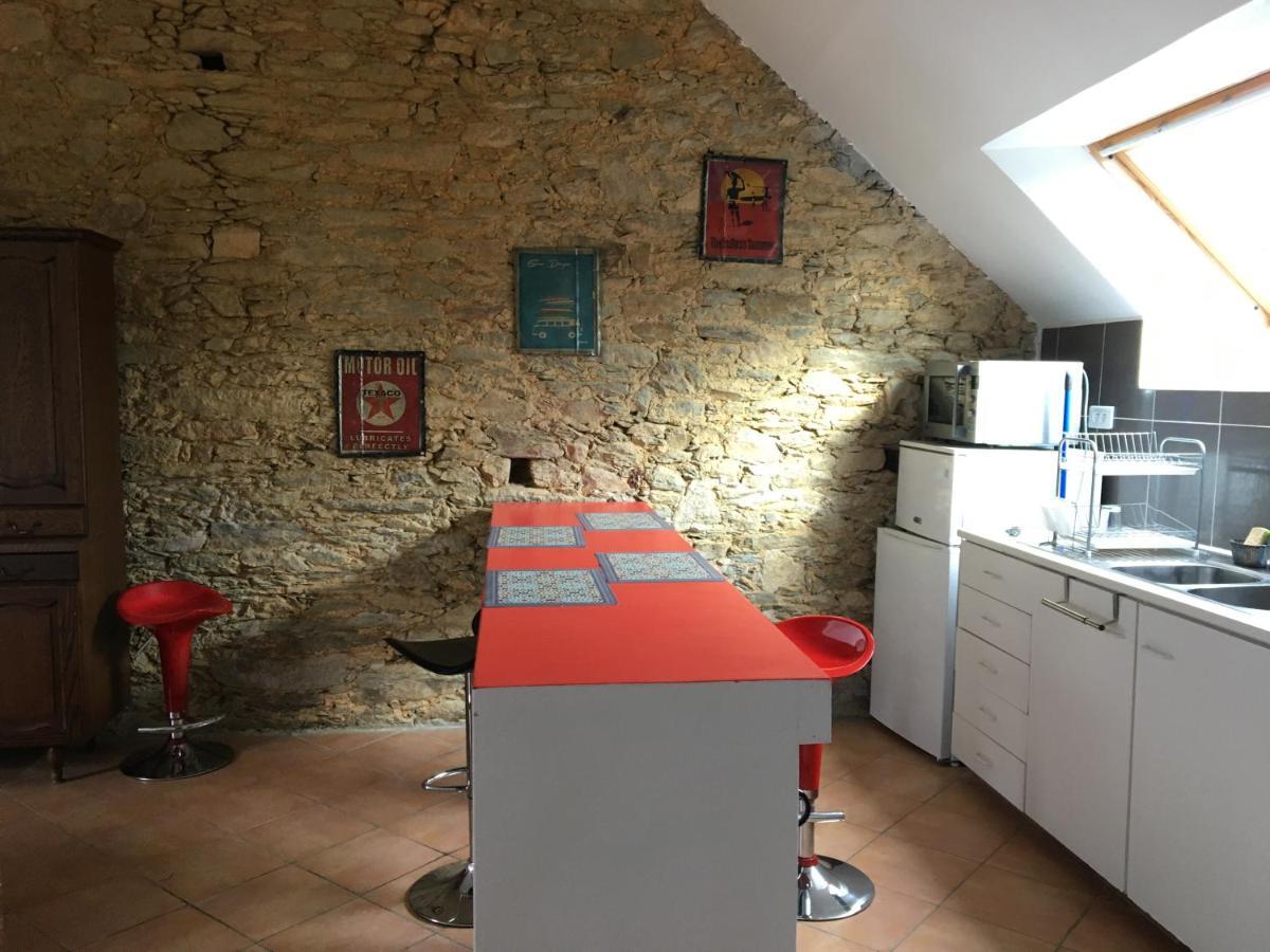 Domaine Du Lesty Bed & Breakfast Ambon Dış mekan fotoğraf