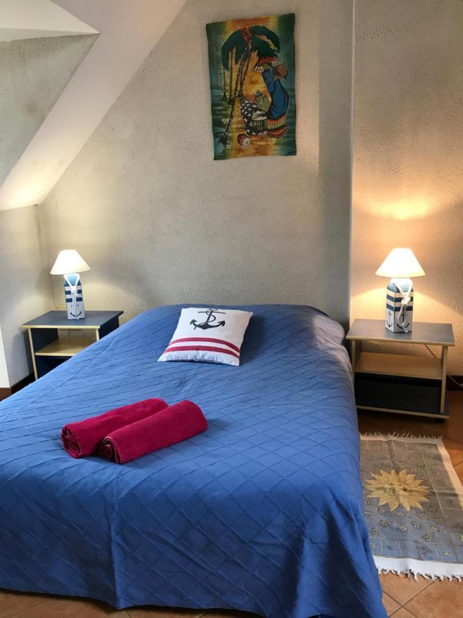 Domaine Du Lesty Bed & Breakfast Ambon Dış mekan fotoğraf